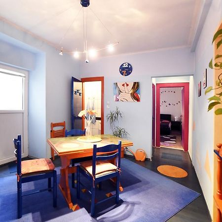 Apartment Orange Purple Blue Zagreb Exterior foto