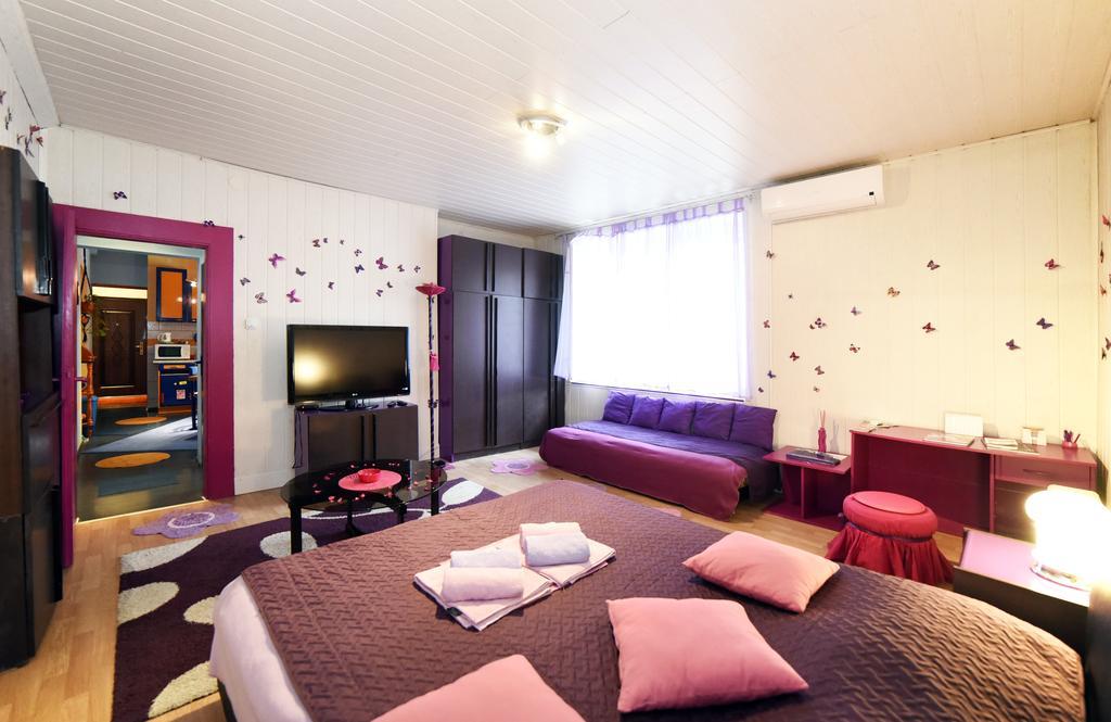 Apartment Orange Purple Blue Zagreb Exterior foto